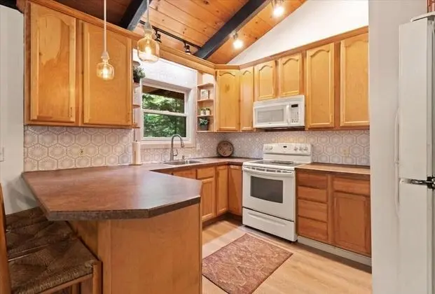 Unique 3Bedroom Poconos Chalet - Mutfak