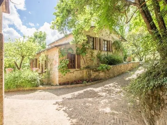 Unique Country House in an old Hamlet Between Umbria and Tuscany