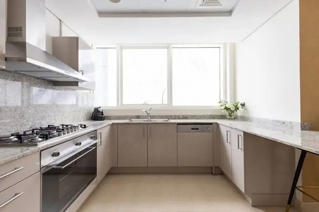 Unique Designer-inspired 3BR in Downtown Dubai - İç Mekan