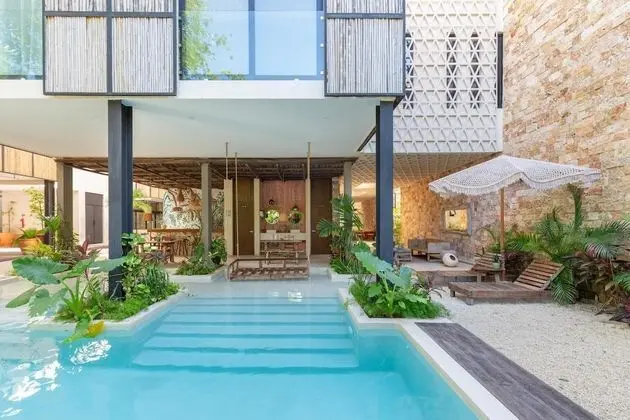 Unique Exclusive 2 Apartments in 1 Awesome Complex Pool Amenities Best Location
