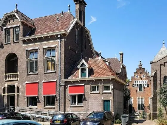 Unique Group Accommodation for up to 32 People in the Centre of Enkhuizen