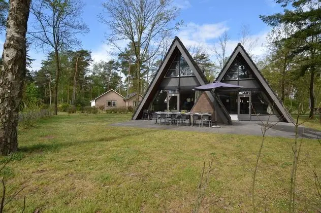 Unique Holiday Home in Stramproy near Forest - Dış Mekan