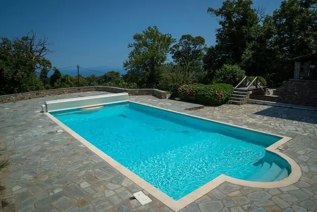 Unique house in a dream place in Tsagarada - Havuz