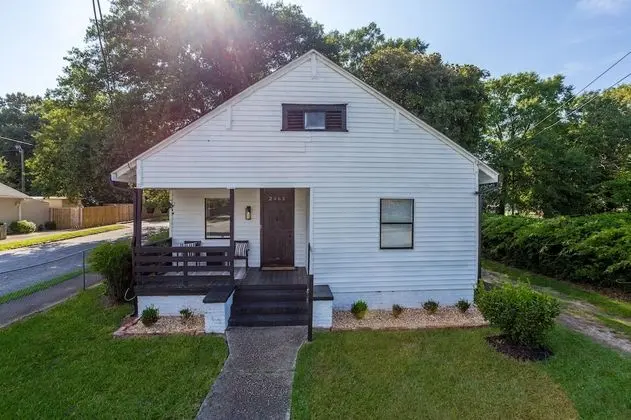 Unique mid century home near ATL Airport - Dış Mekan