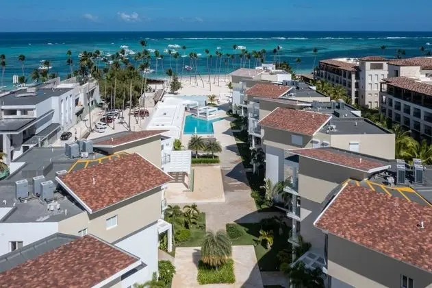 Unique Modern Condo with Beach Access - Plaj