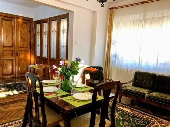 Unique Old Town Home 2min to Beach & Harbour - Mutfak