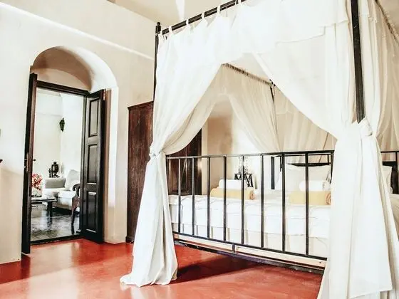 Unique Villa, Stone's Throw Cosy Village Megalochori, Tranquillity and Space - Oda