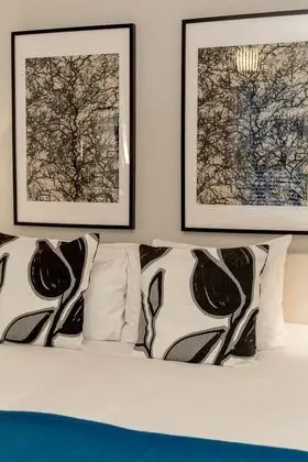 Unique & Stylish Grassmarket Apt - Close to Castle - İç Mekan