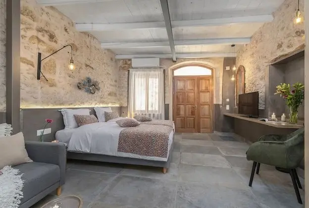 Unique Suite