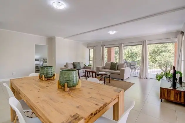 UniqueStay Mayfair Deluxe Apartment