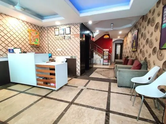 Unistar Rooms - Lobi
