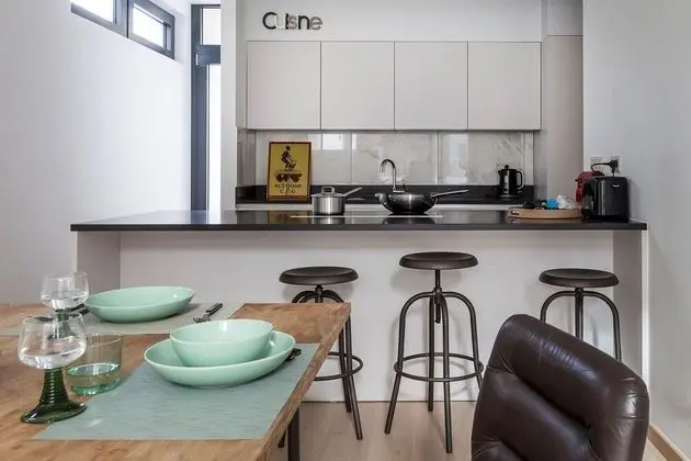 Unit 5 - Trendy Smart Home Triplex Private Garden & Parking - Mutfak