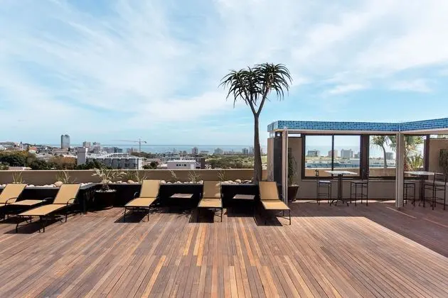 Unit Number 414 Cape Royale Luxury Apartments - Havuz