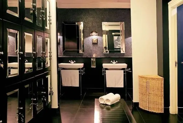 Unit Number 414 Cape Royale Luxury Apartments - Spa