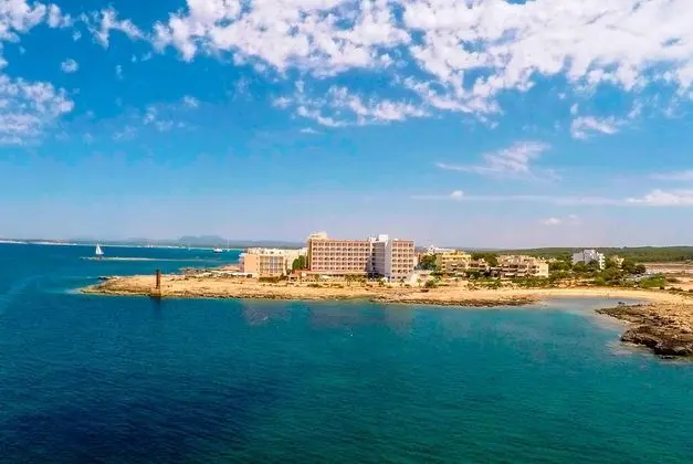 Universal Hotel Romantica