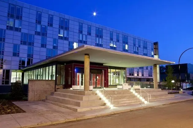 University of Calgary - Seasonal Residence - Dış Mekan