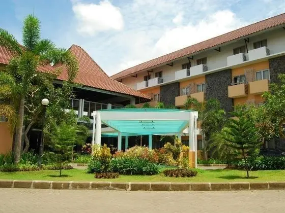 University Hotel