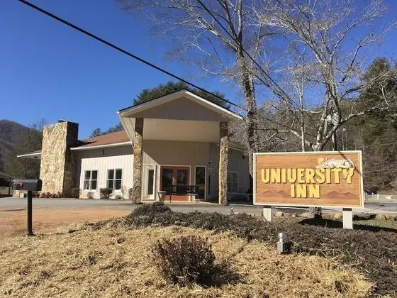 The University Inn - Öne Çıkan Resim