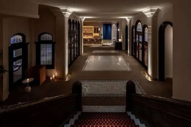 Unwind Hotel & Bar Otaru - Lobi