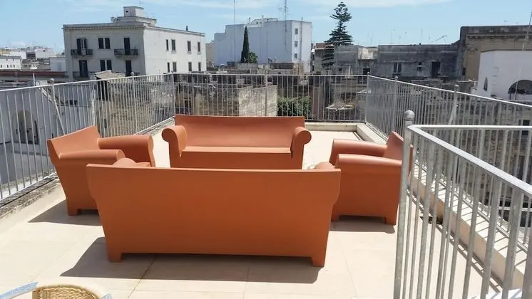 Up Room & Suite