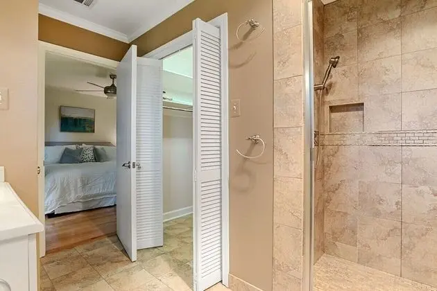 Updated 1-bedroom House in Baton Rouge - Banyo Tipleri