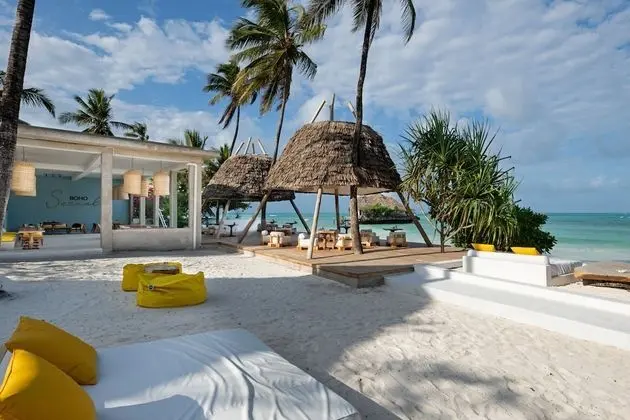 Upendo Beach - Plaj