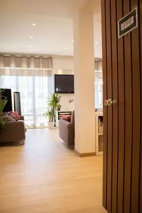 uPPer B&B - Lobi