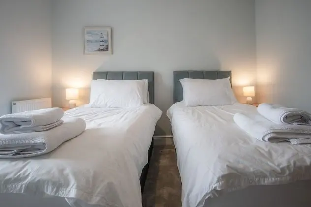 Upper Deck - 2 Bedroom Apartment - Saundersfoot - Oda