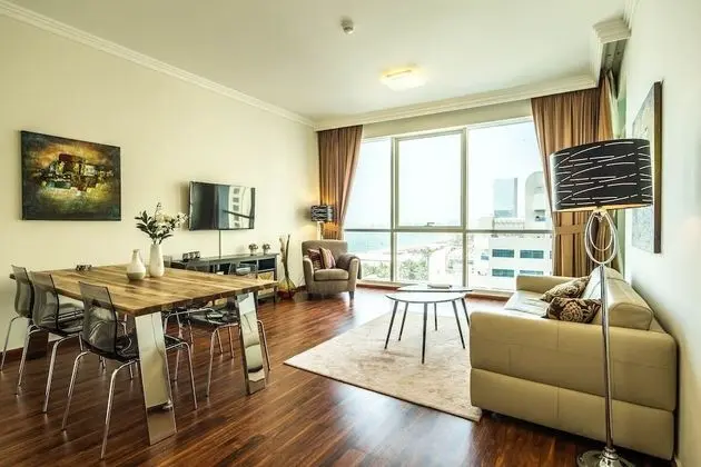 Upscale 1BR - Sea Views - Direct Beach Access! - Öne Çıkan Resim