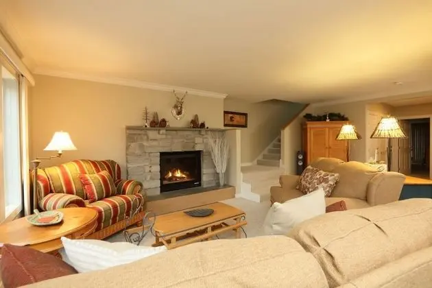 Upscale 3BR Topnotch Overlook
