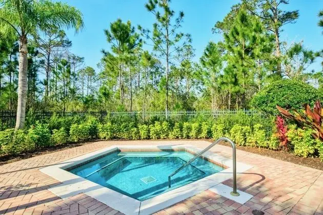 Upscale 3BR w Pool and Hot Tub - Near Disney