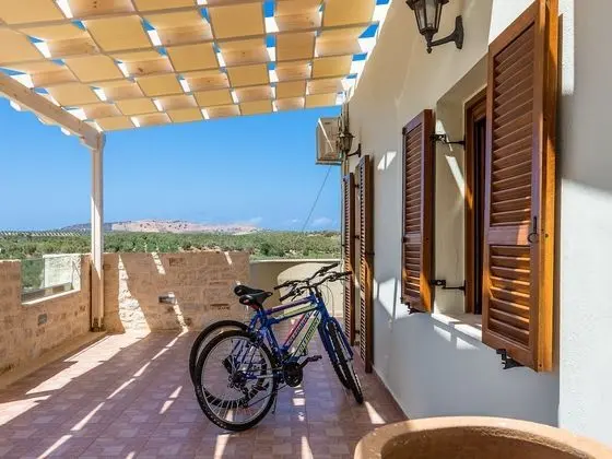 Upscale Villa in Achlades Crete With Private Pool - Dış Mekan