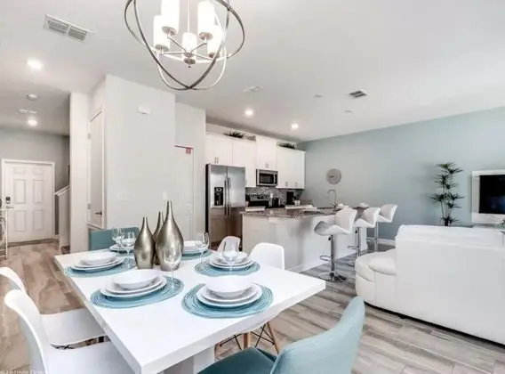Upscale Champions Gate Townhome - 4 Bed - Oda