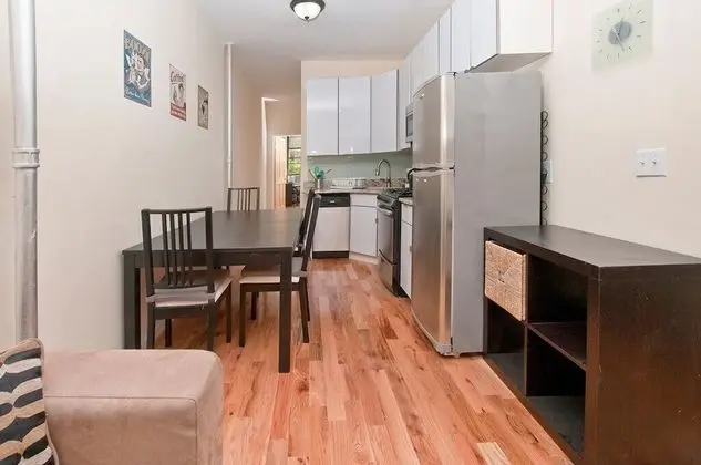 Upscale Newly Renovated 2 BR on Midtown East - Oda