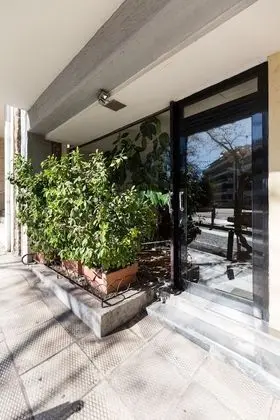 UPSTREET Desirable 1BD Apt in Kolonaki - Dış Mekan