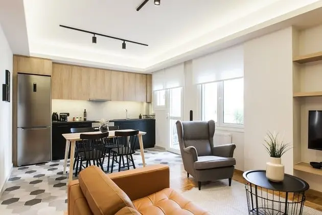 UPSTREET Modern Minimalist 3BD Apt-Hilton