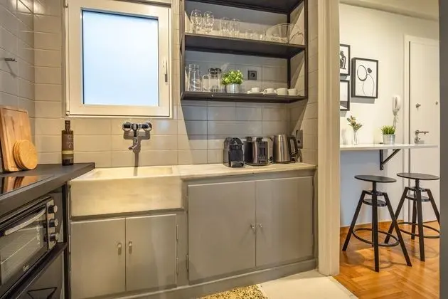 UPSTREET Superb 1BD Apt-Heart of Kolonaki - Mutfak