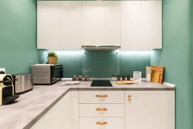 UPSTREET Urban Chic 1BD Apartment- Hilton area - Mutfak