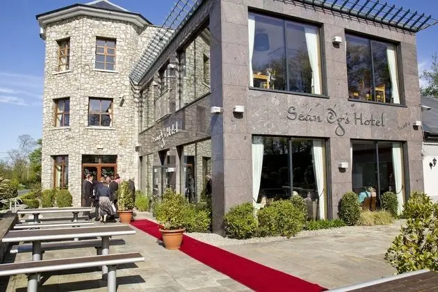 Upton Court Holiday Cottages - Dış Mekan