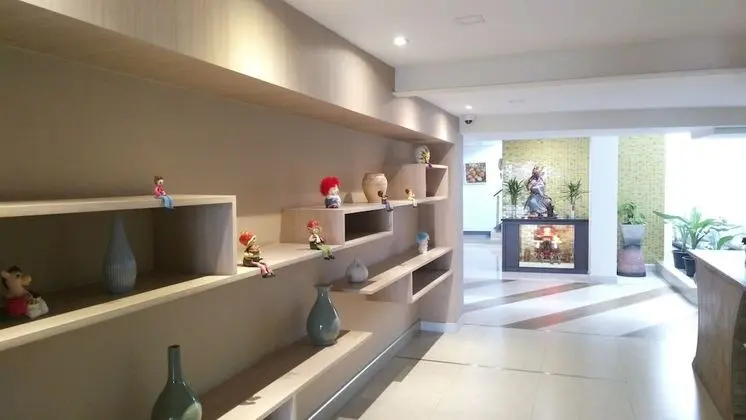 UR 22 Residence - Lobi