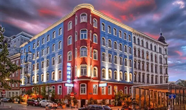 Hotel Urania - Dış Mekan
