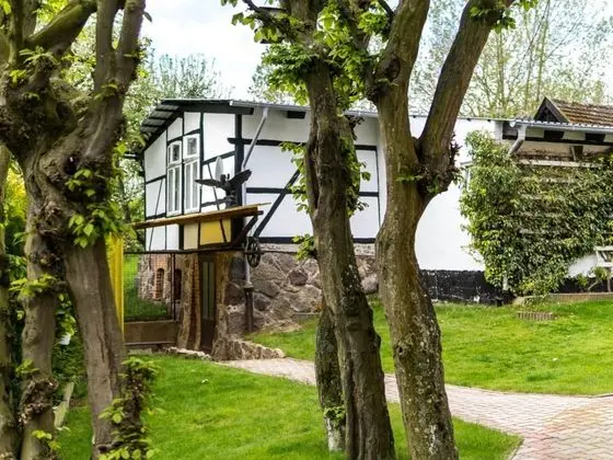 Urban Apartment in Pravtshagen With Garden - Dış Mekan