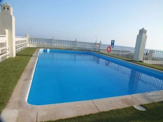 Urban Beach Torrox Costa - Havuz