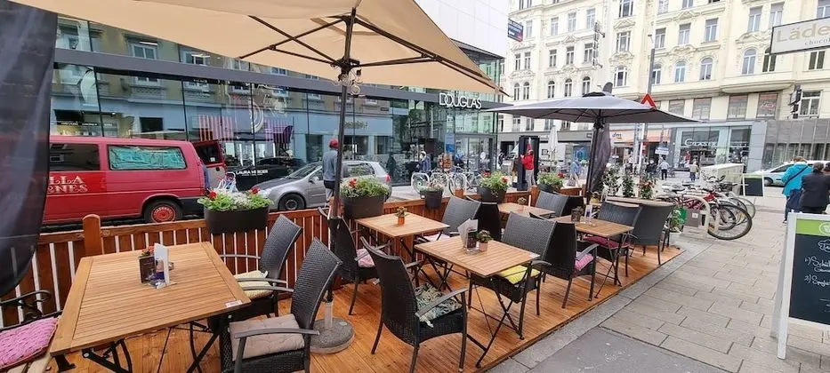 Urban Boutique Hotel - Yerinde Yemek