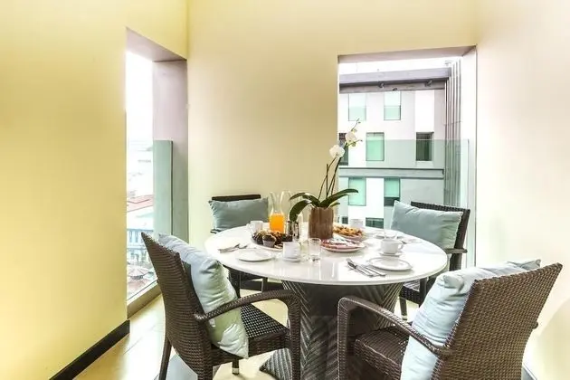 Urban Green Hotel & Suites - Oda