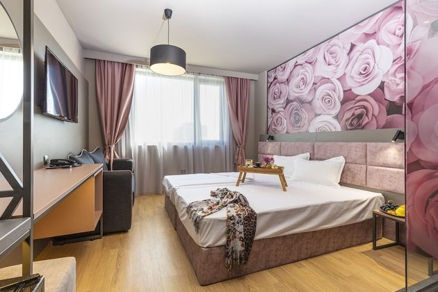 Urban Hotel