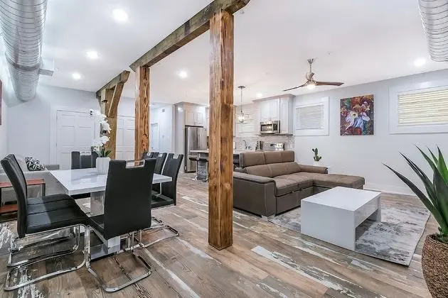 Urban Oasis 4BD House close to FQ - 1