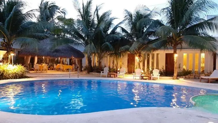 Urban Sands Iloilo Hotel - Havuz