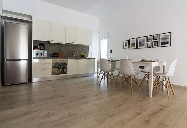 Urban Serenity Gem in Kallithea Area - Oda Düzeni
