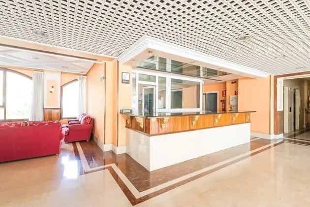 Urban Sondika Hotel By Eurotels - Lobi